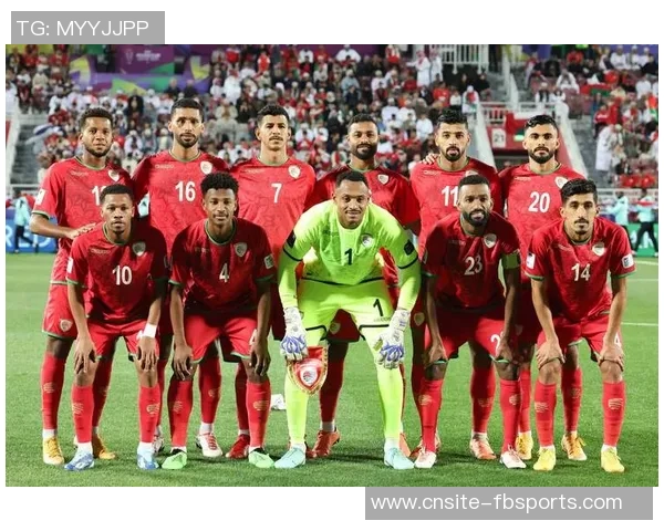 泰国队激烈拼抢频频犯规吃黄牌比赛火药味十足