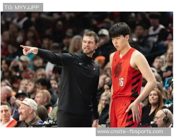 在关键时刻斯普利特对杨瀚森的防守执行力产生怀疑