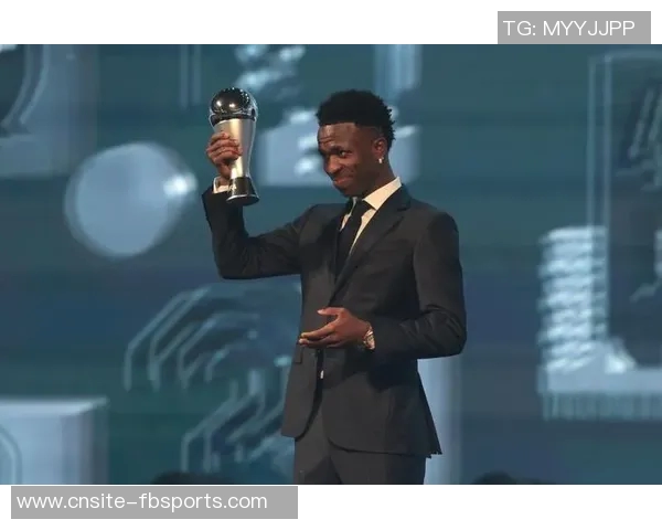 前皇马球员批评维尼修斯称球队规矩丢失依旧有C罗和劳尔的影子